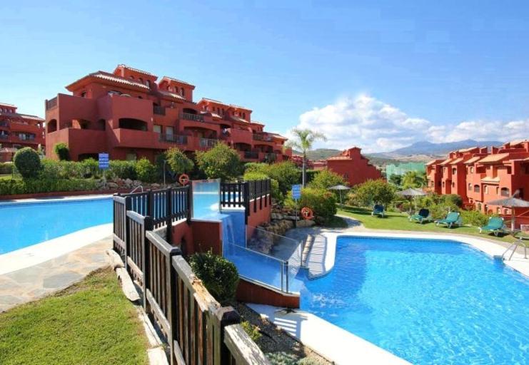 Duplex Penthouse In Estepona- Mountain And Sea Viewsアパートメント エクステリア 写真